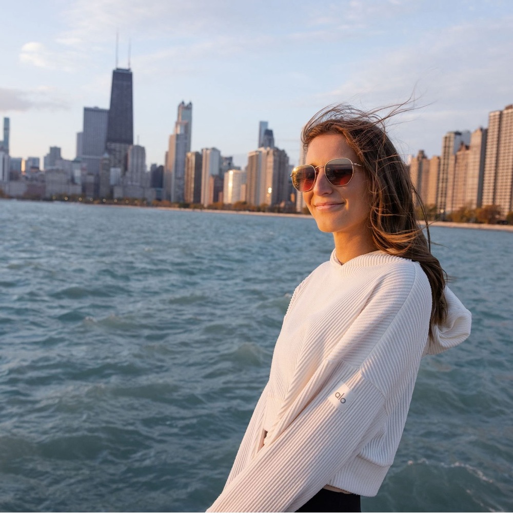 Meet your Posher, Lauren